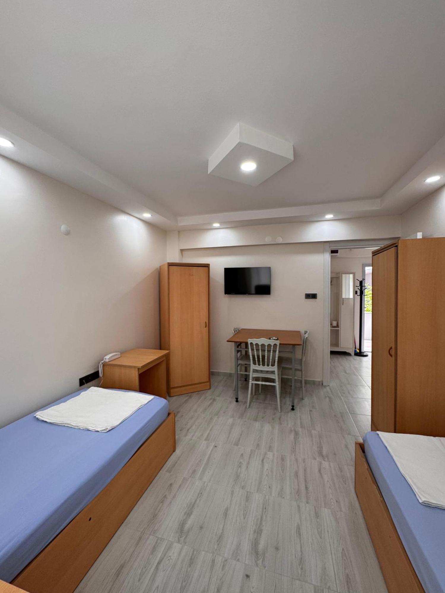 Orcin Apart Hotel Lapseki Exterior photo